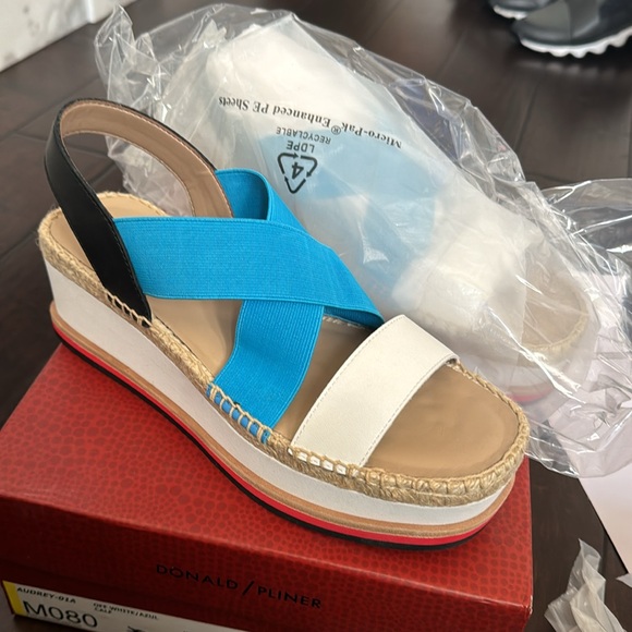 Off white/azul calf Audrey platform sandals - Picture 3 of 6